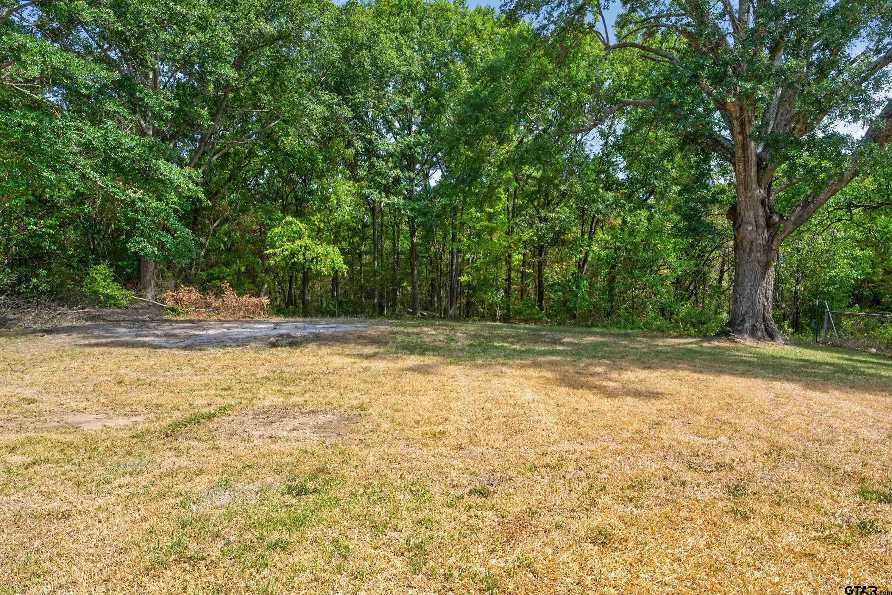 202 Fenton Road Longview, TX 75604 - Photo 31 of 34 Gallery Image 31