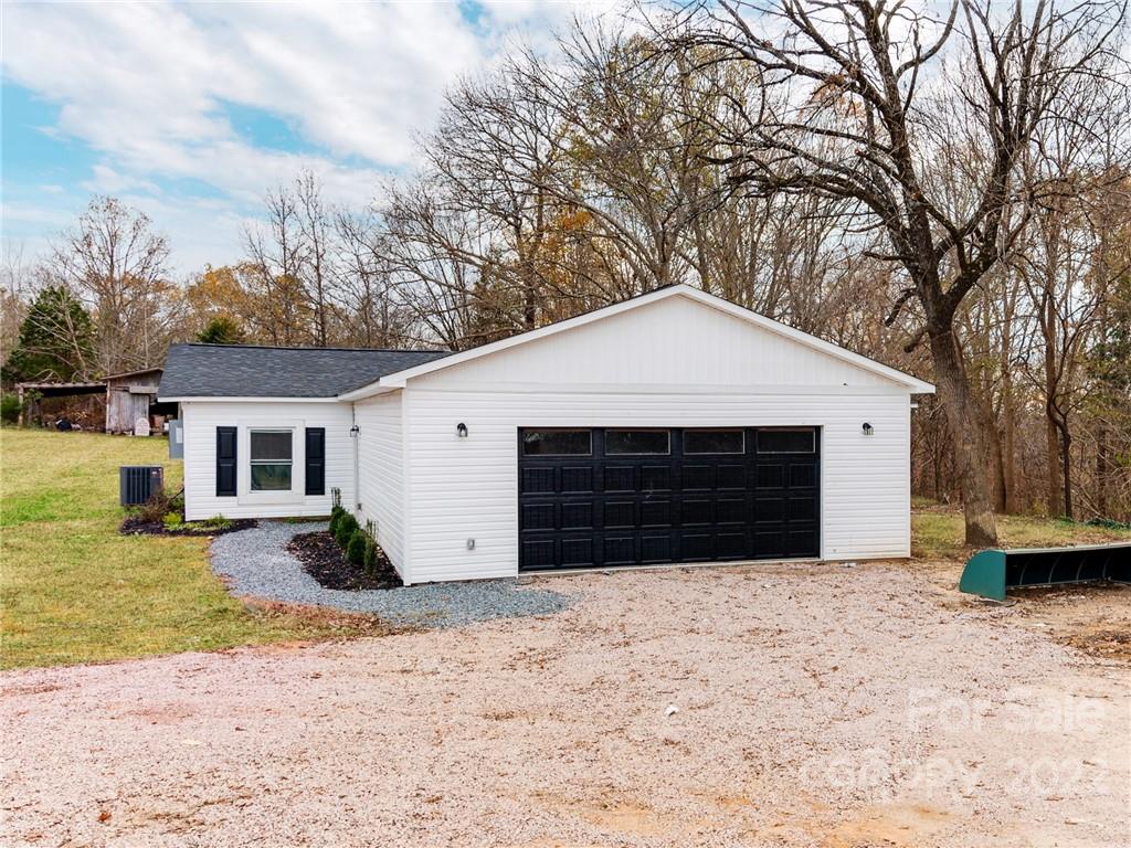 4074 Mullis Road Kannapolis, NC 28083 - Photo 6 of 30 Gallery Image 6