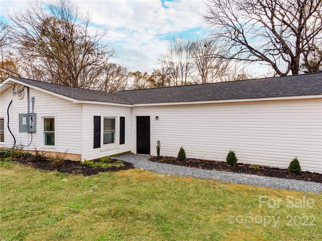 4074 Mullis Road Kannapolis, NC 28083 - Photo 8 of 30 Gallery Image 8