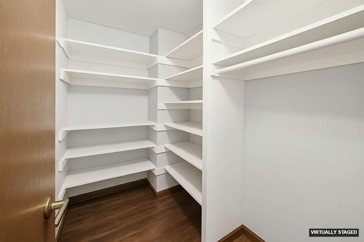 870 Sherwood Road Shoreview, MN 55126 - Photo 7 of 14