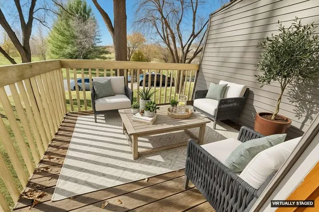 $269,000 | 870 Sherwood Road, Shoreview, MN 55126