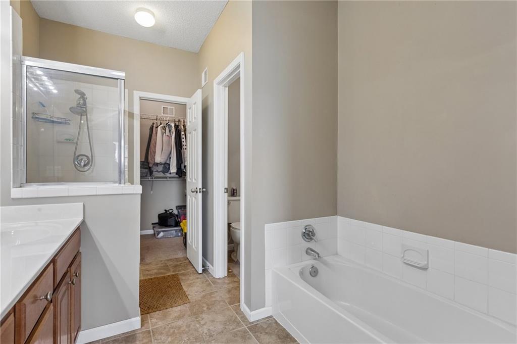 13735 Grove Avenue Bonner Springs, KS 66012 - Photo 14 of 27