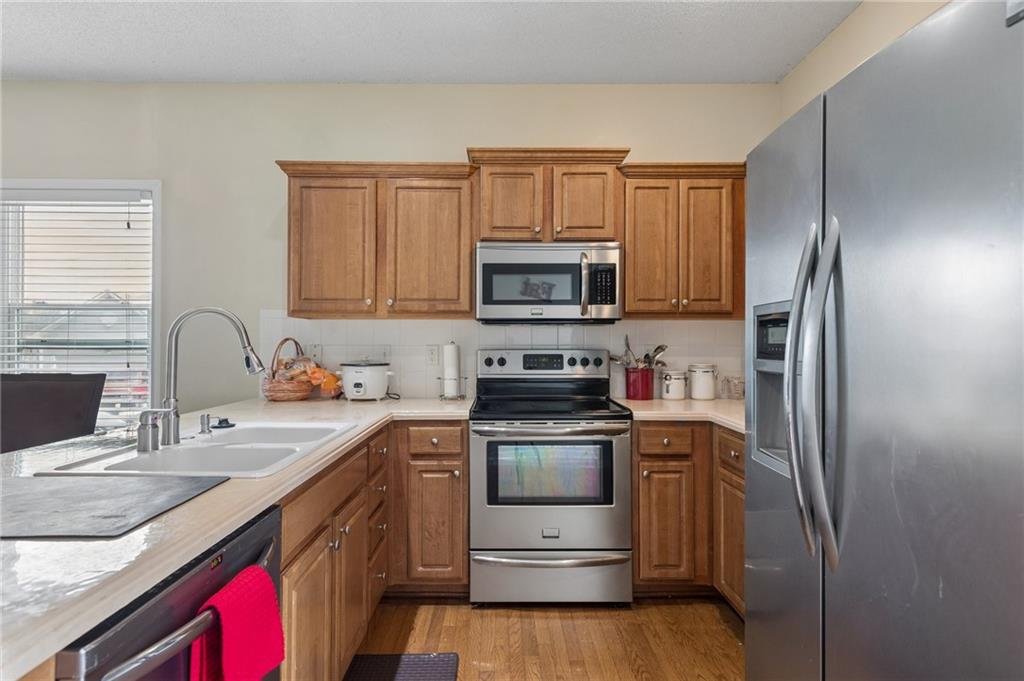13735 Grove Avenue Bonner Springs, KS 66012 - Photo 7 of 27