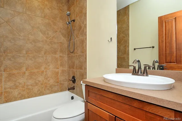 $885,000 | 10754 Vista Farms Court, Salida, CO 81201