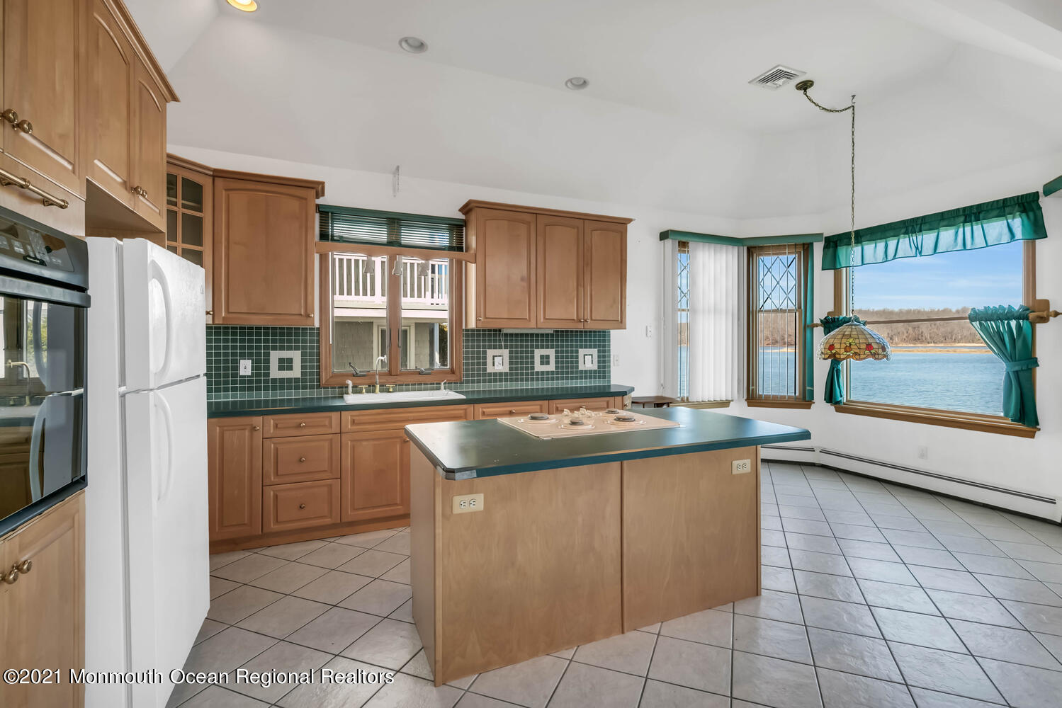 23 Ave Of Two Rivers Rumson, NJ 07760 - Photo 8 of 11 Kitchen