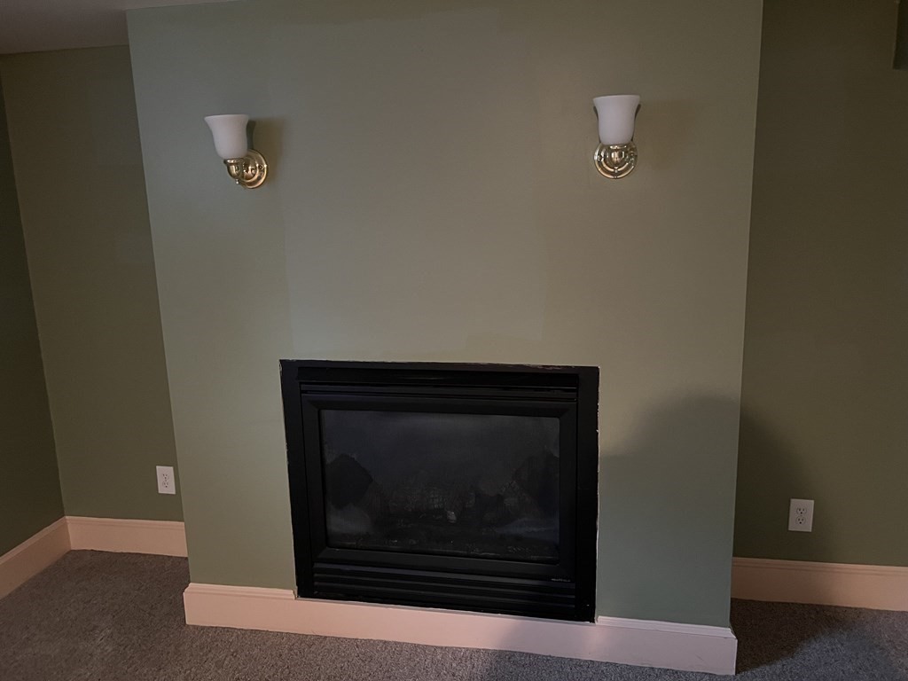 25 Margaret Road Hamilton, MA 01982 - Photo 17 of 33 a close view of fireplace