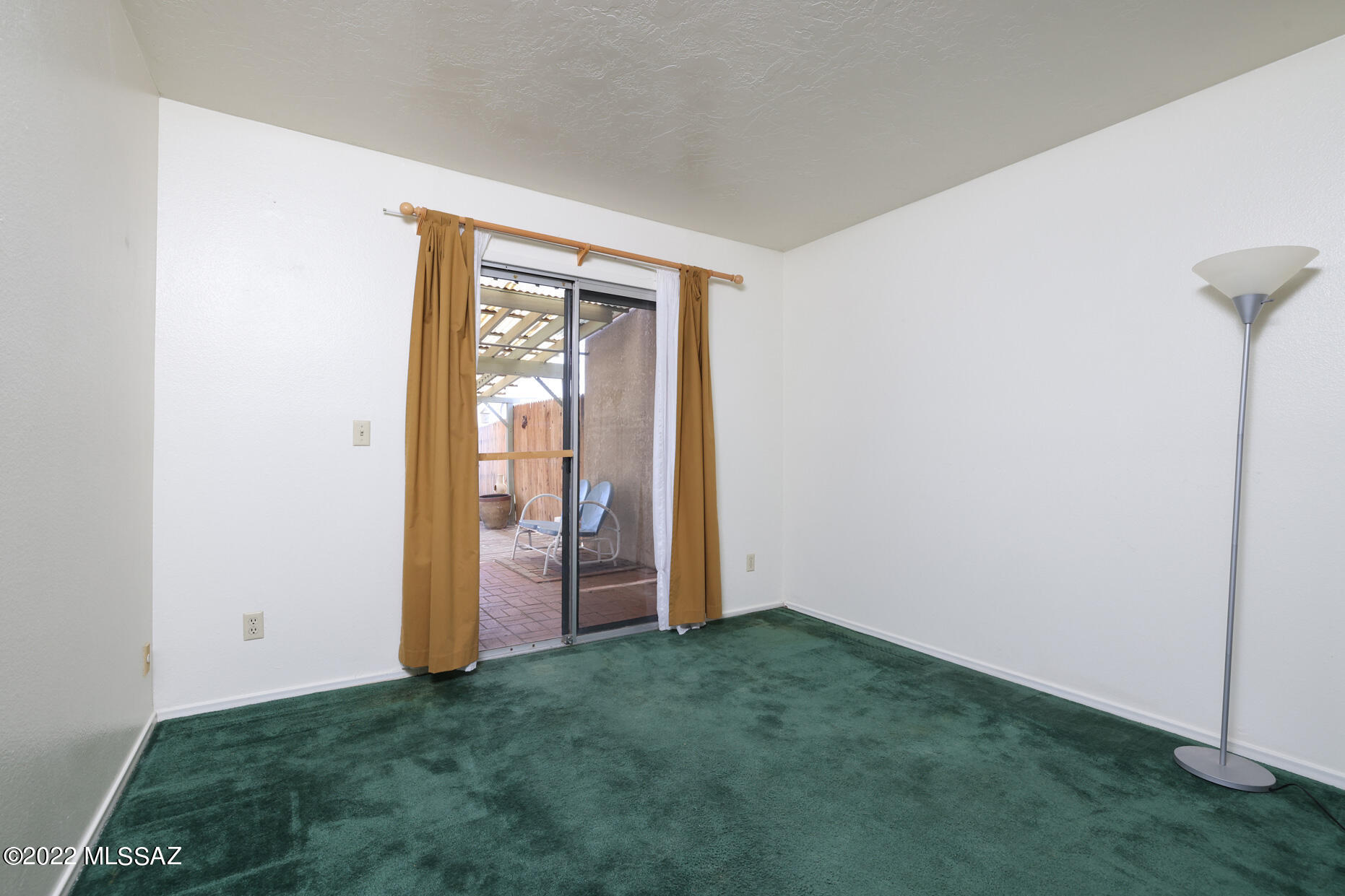 3750 North Country Club Road, Unit 56 Tucson, AZ 85716 - Photo 27 of 35 an empty room with closet