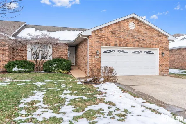 $339,900 | 5002 Eagle Ridge, Springfield, IL 62711