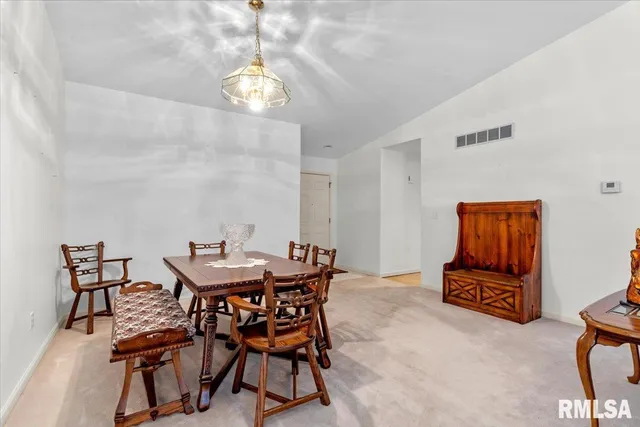 $339,900 | 5002 Eagle Ridge, Springfield, IL 62711