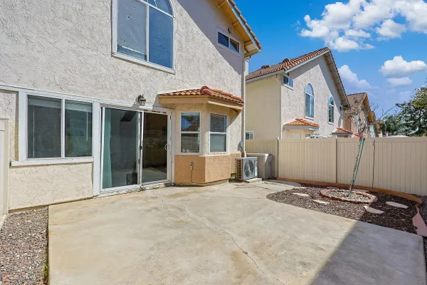 $669,000 | 1772 Promenade Circle, Vista, CA 92083