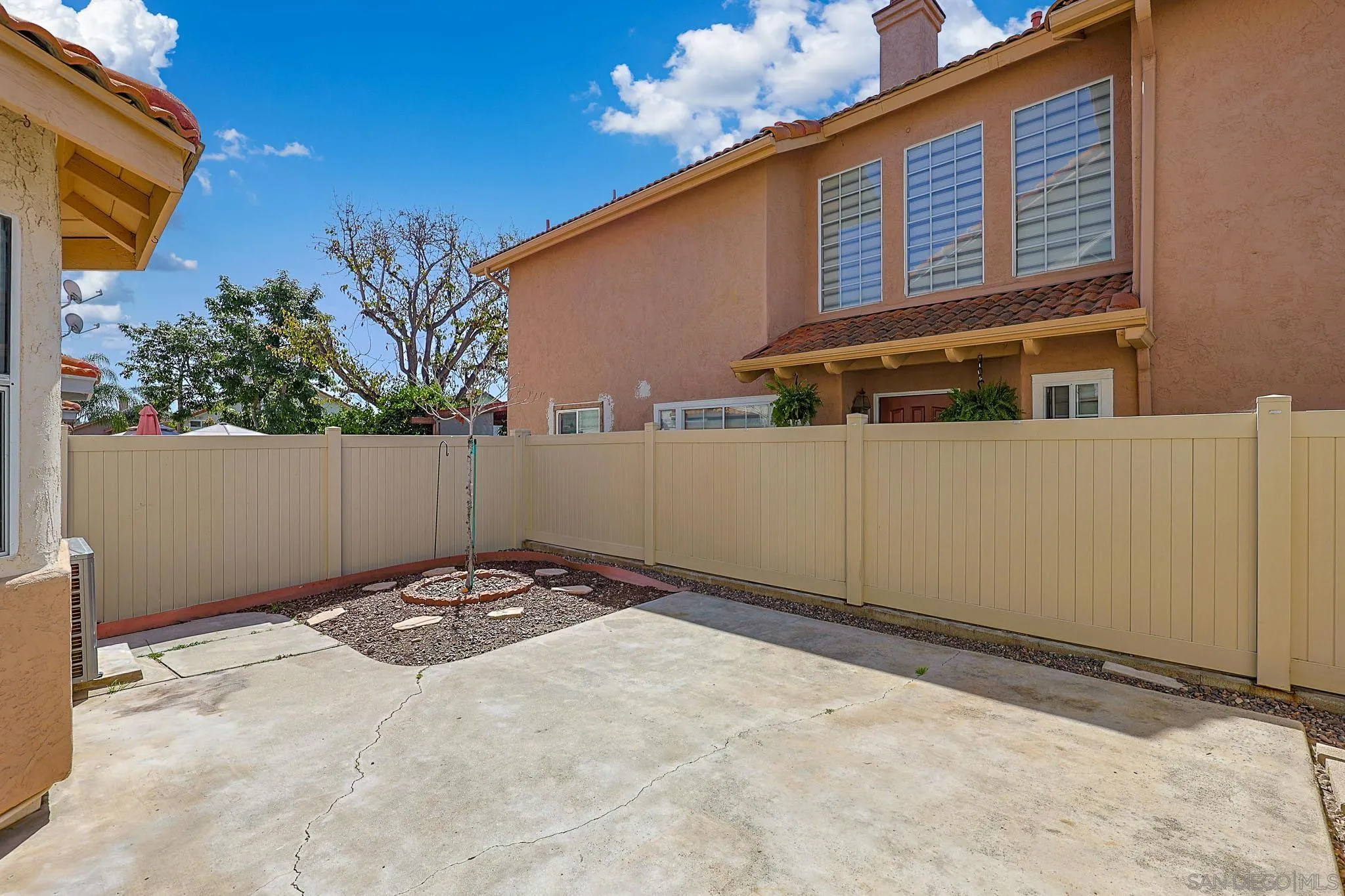 1772 Promenade Circle Vista, CA 92083 - Photo 26 of 29