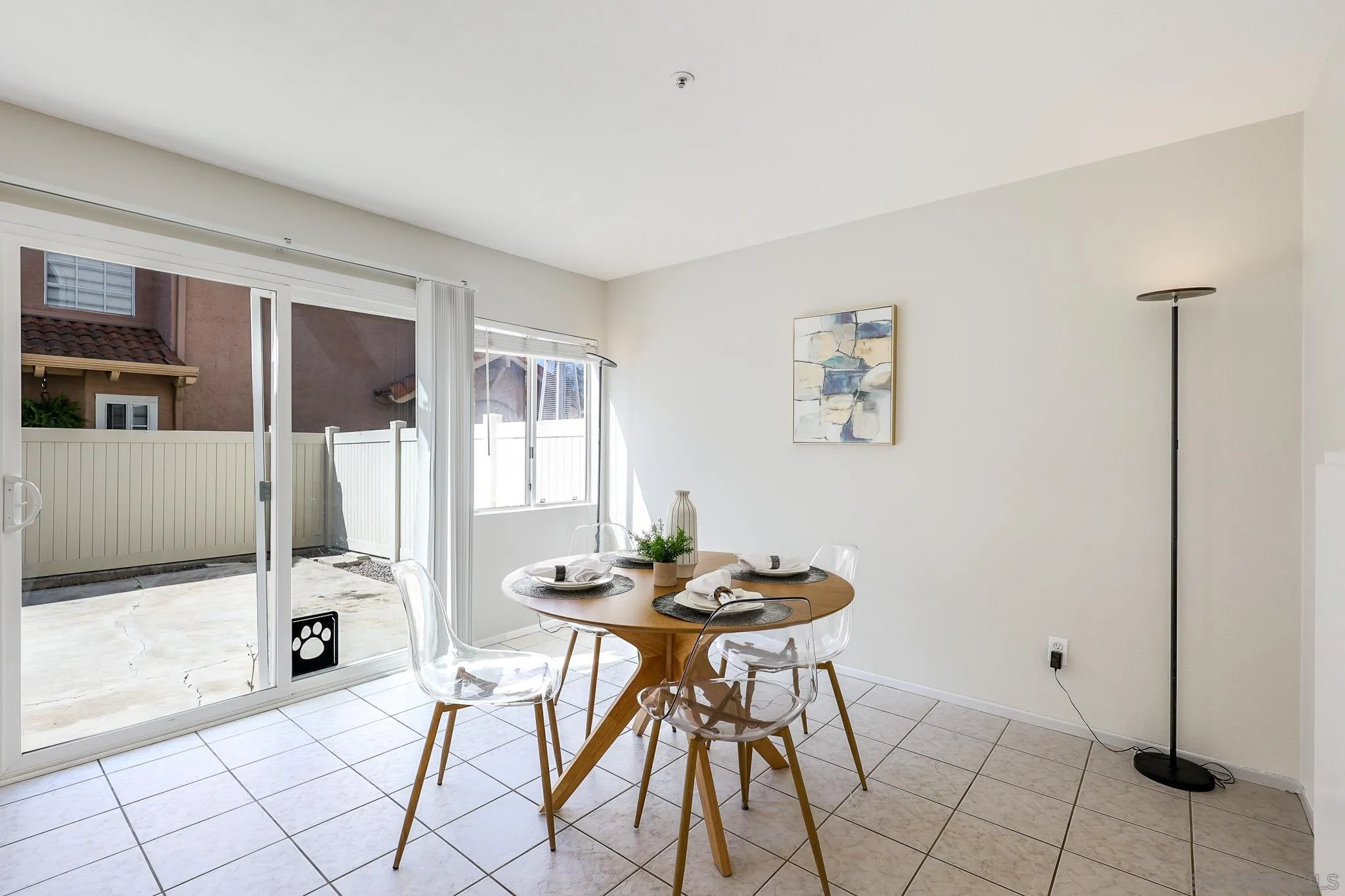 1772 Promenade Circle Vista, CA 92083 - Photo 8 of 29