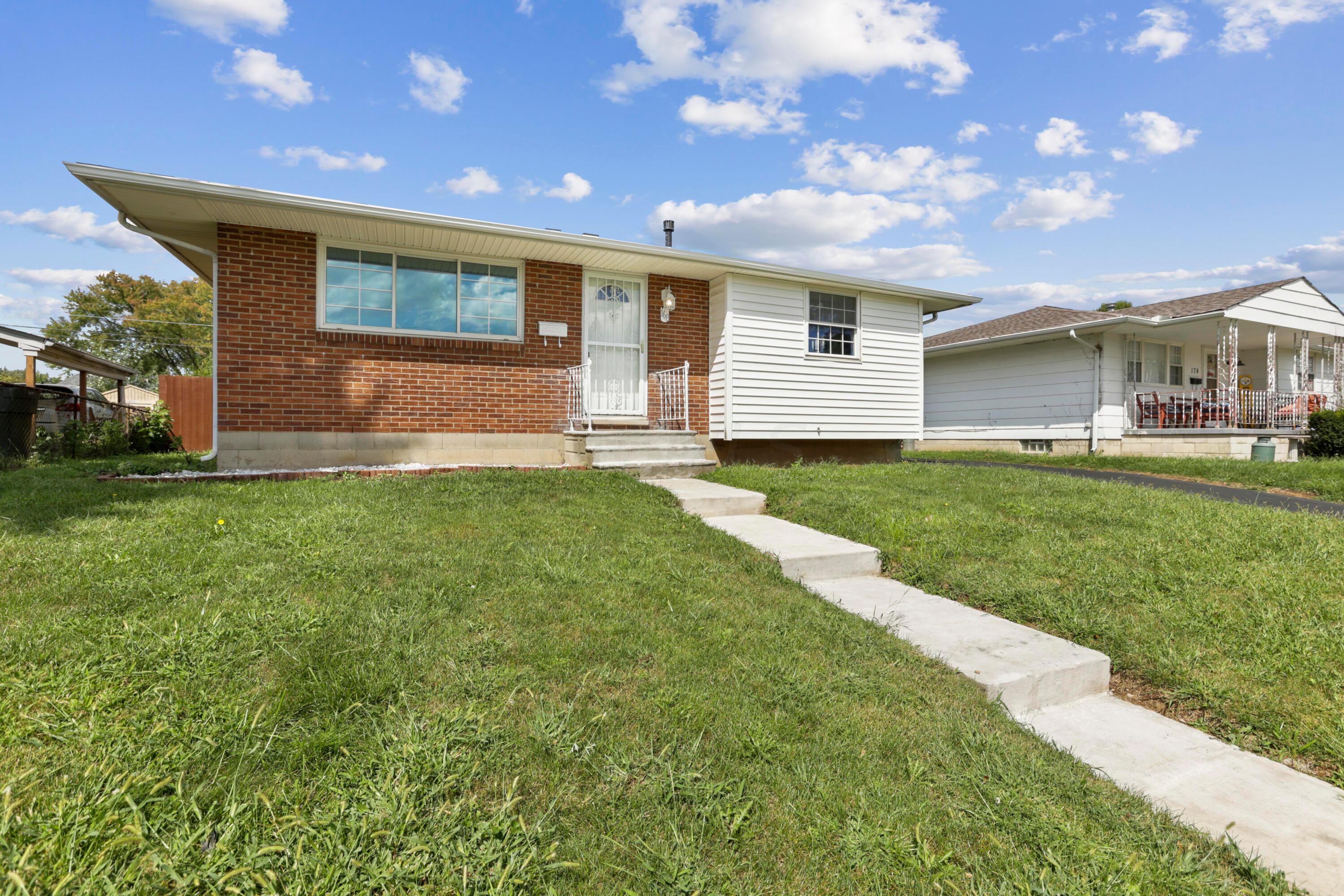 168 Calahan Road Columbus, OH 43207 - Photo 2 of 24 Side of the house