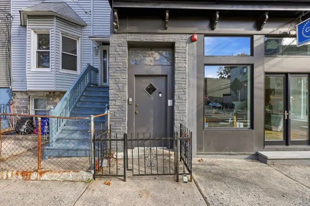 $2,800 | 76 Bowers Street, Unit 3, Jersey City, NJ 07307