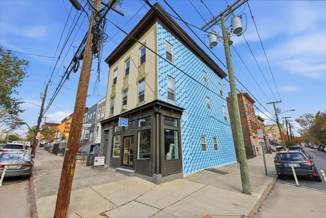 $2,800 | 76 Bowers Street, Unit 3, Jersey City, NJ 07307