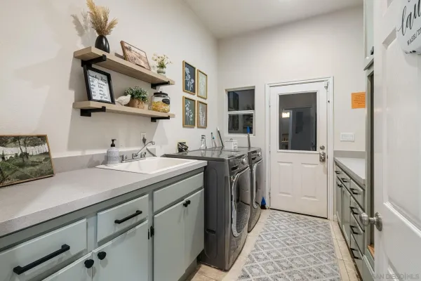 $2,150,000 | 2270 Summit Drive, Escondido, CA 92025