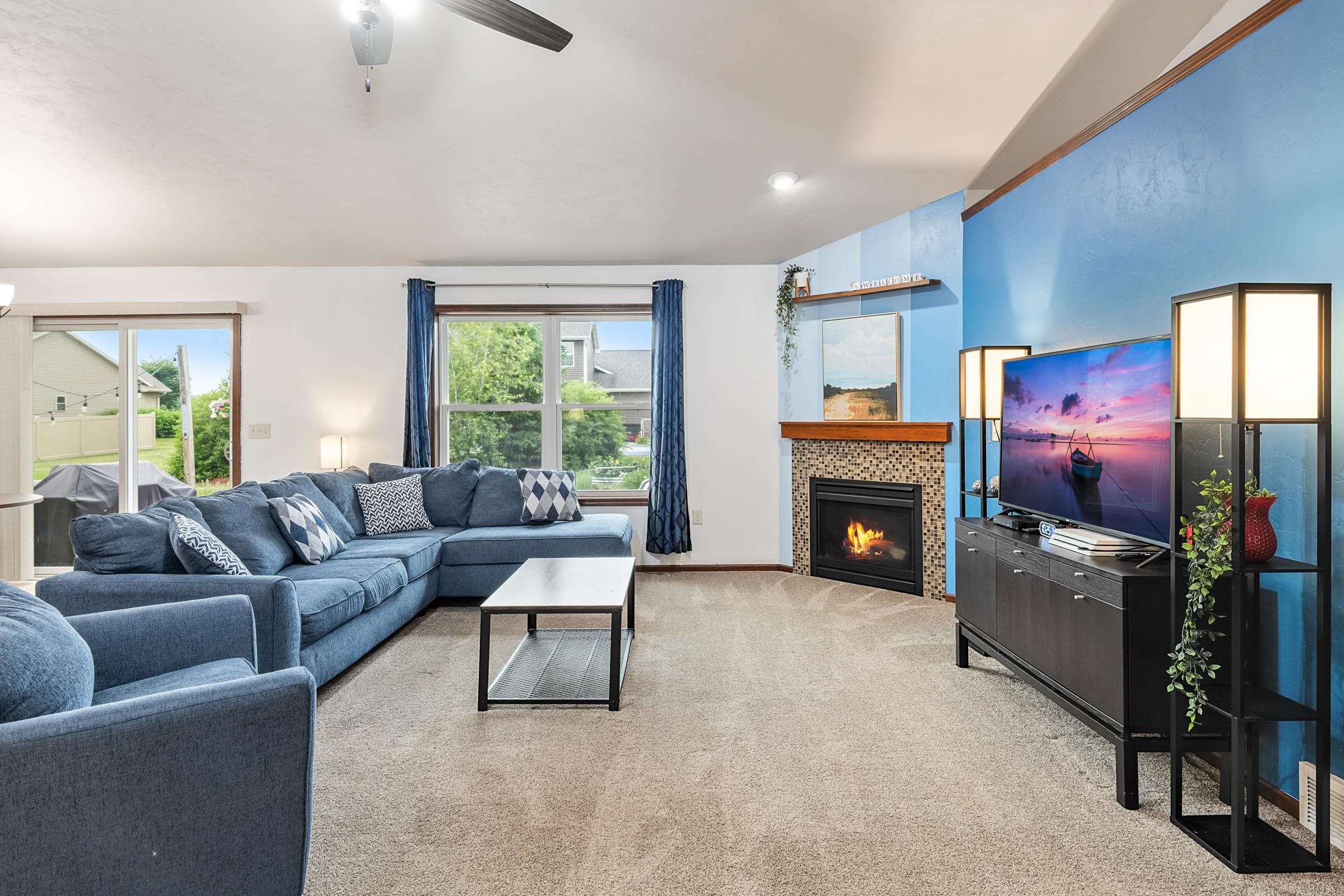 3317 Buchanan Road Appleton, WI 54913 - Photo 5 of 63