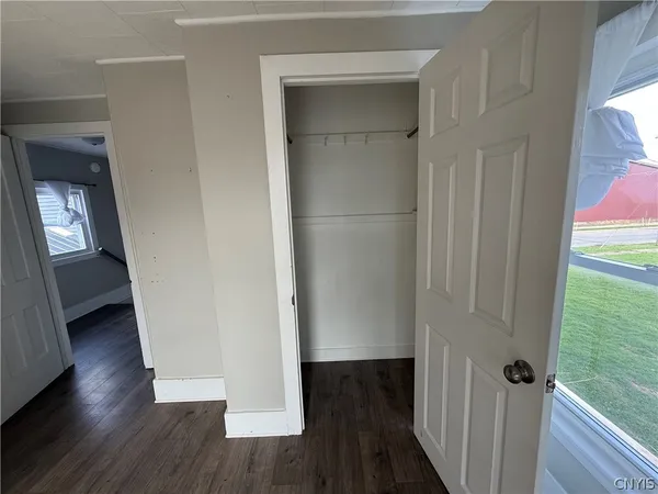 $1,450 | 250 West 2nd Street, Unit 3, Oswego, NY 13126