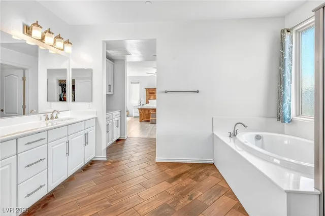 $3,700 | 1129 Via Della Costrella, Henderson, NV 89011