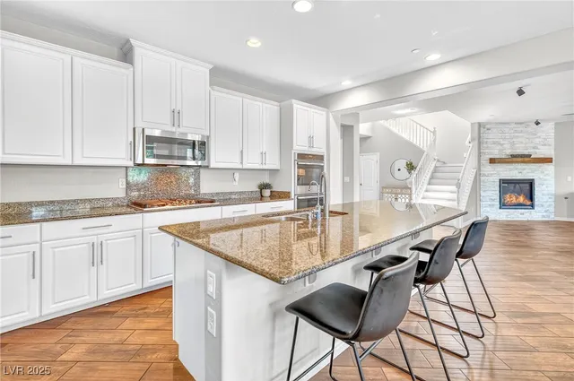 $3,700 | 1129 Via Della Costrella, Henderson, NV 89011