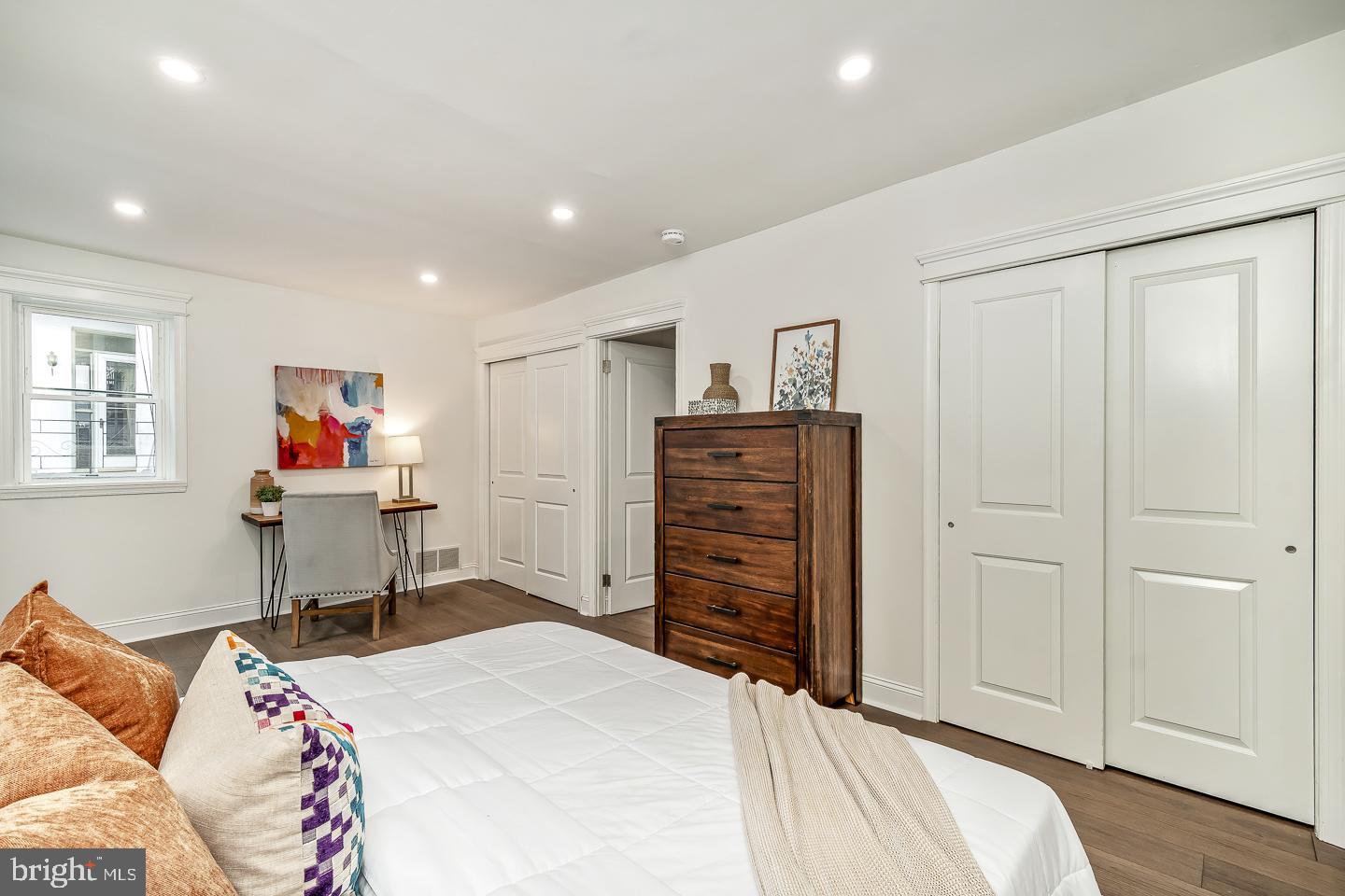 1026 Pine Street, Unit 9 Philadelphia, PA 19107 - Photo 16 of 37