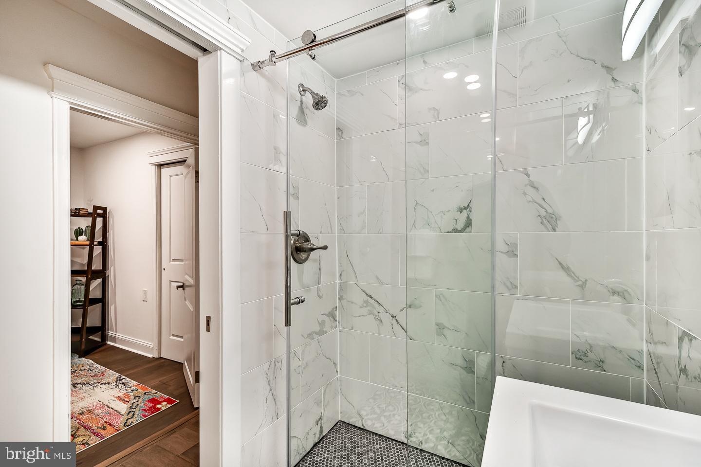 1026 Pine Street, Unit 9 Philadelphia, PA 19107 - Photo 23 of 37