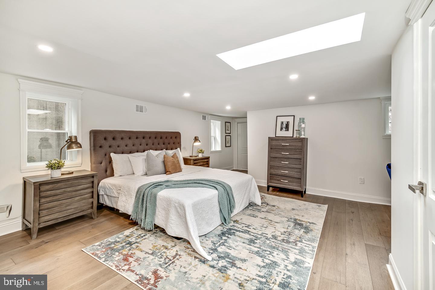 1026 Pine Street, Unit 9 Philadelphia, PA 19107 - Photo 26 of 37