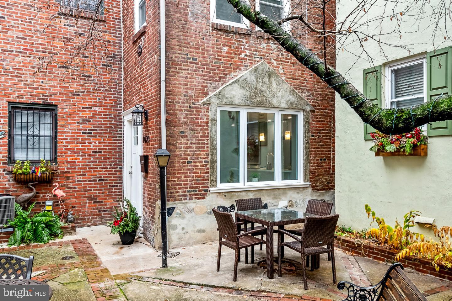 1026 Pine Street, Unit 9 Philadelphia, PA 19107 - Photo 5 of 37