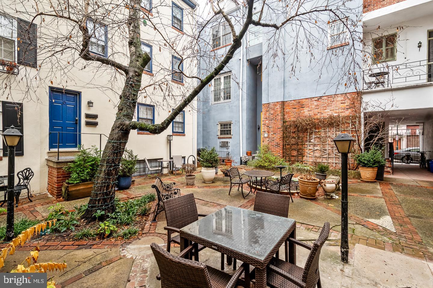 1026 Pine Street, Unit 9 Philadelphia, PA 19107 - Photo 6 of 37