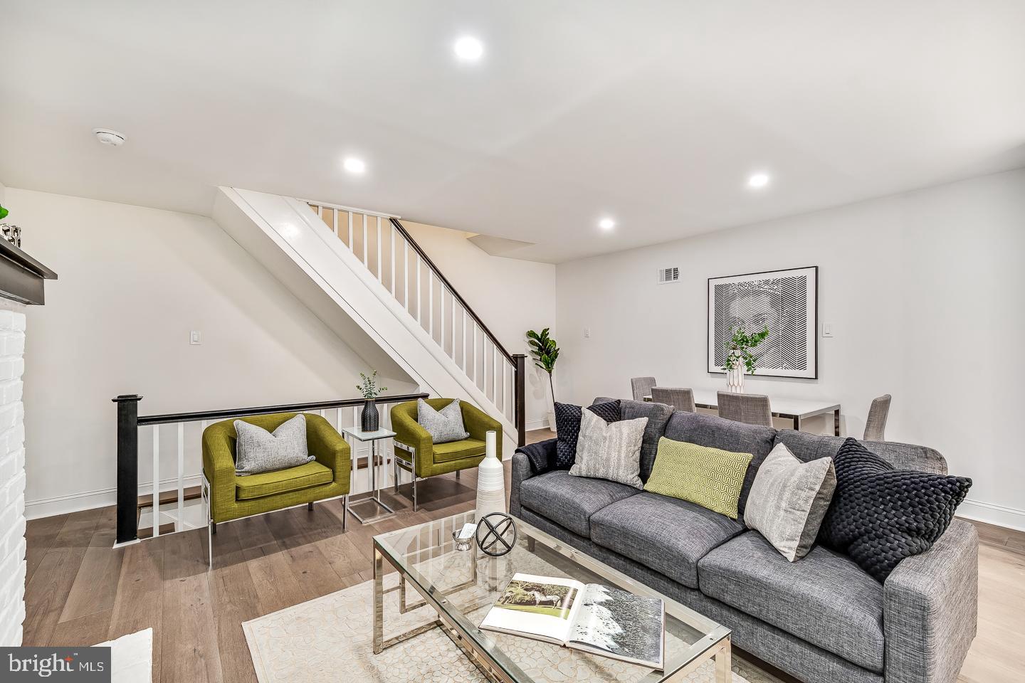 1026 Pine Street, Unit 9 Philadelphia, PA 19107 - Photo 10 of 37