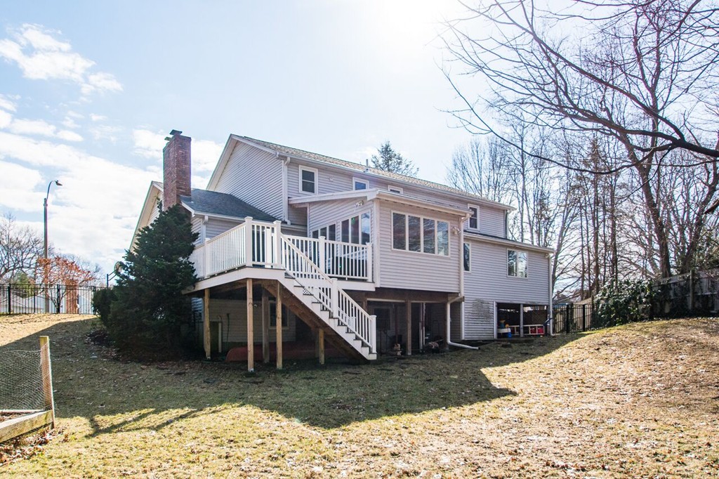 20 Surrey Lane Needham, MA 02492 - Photo 27 of 30 Gallery Image 27
