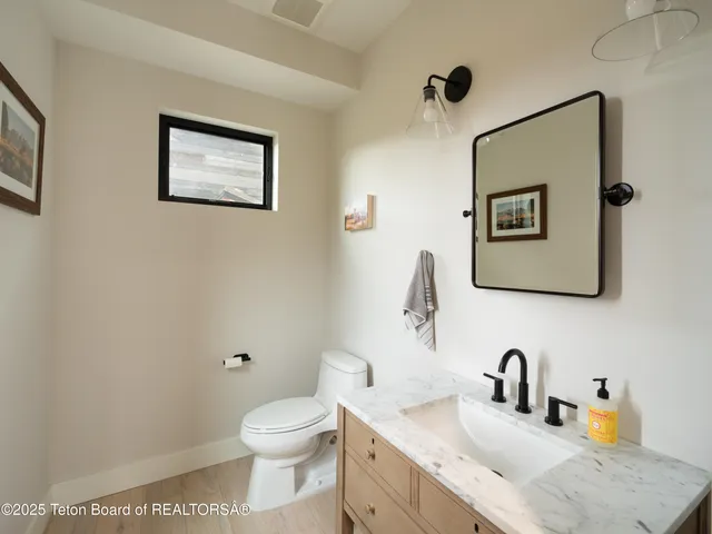 $2,195,000 | 1665 Proudfoot Lane, Victor, ID 83455