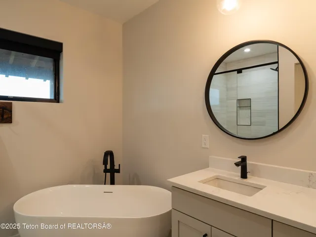 $2,195,000 | 1665 Proudfoot Lane, Victor, ID 83455