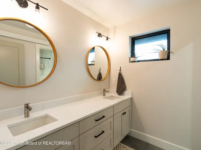 $2,195,000 | 1665 Proudfoot Lane, Victor, ID 83455