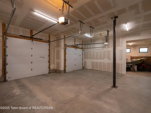 $2,195,000 | 1665 Proudfoot Lane, Victor, ID 83455