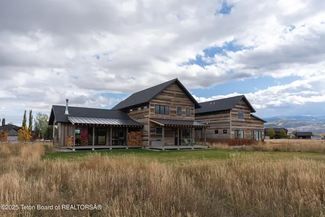 $2,195,000 | 1665 Proudfoot Lane, Victor, ID 83455