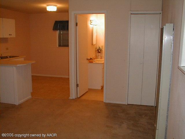 4320 South Monroe Street Amarillo, TX 79110 - Photo 8 of 9 a view of an empty room