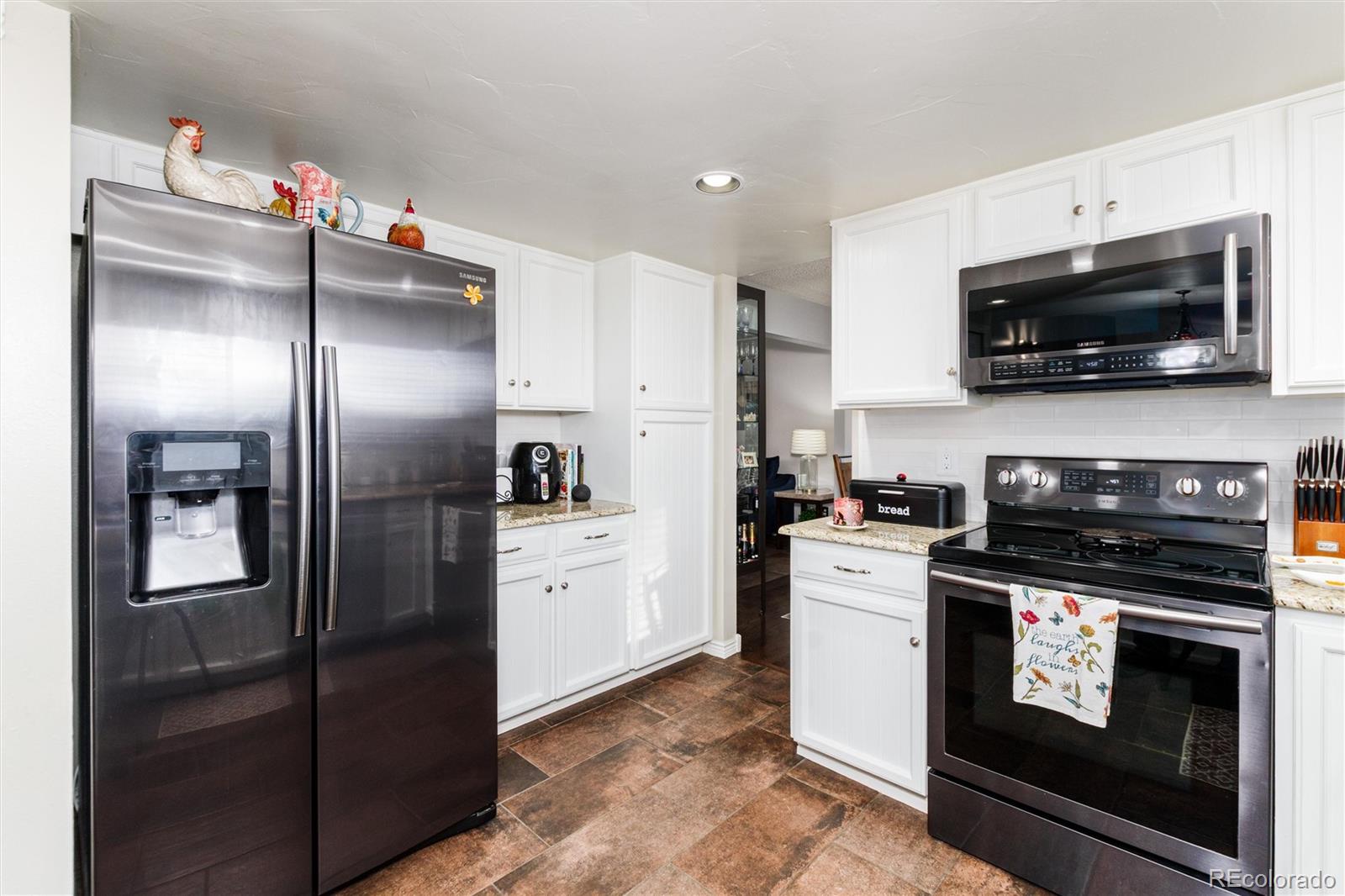 85 Prairie Ridge Road Highlands Ranch, CO 80126 - Photo 19 of 48