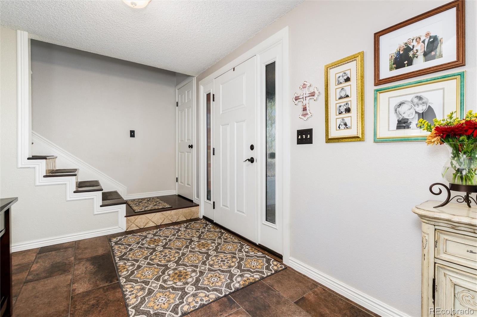 85 Prairie Ridge Road Highlands Ranch, CO 80126 - Photo 5 of 48