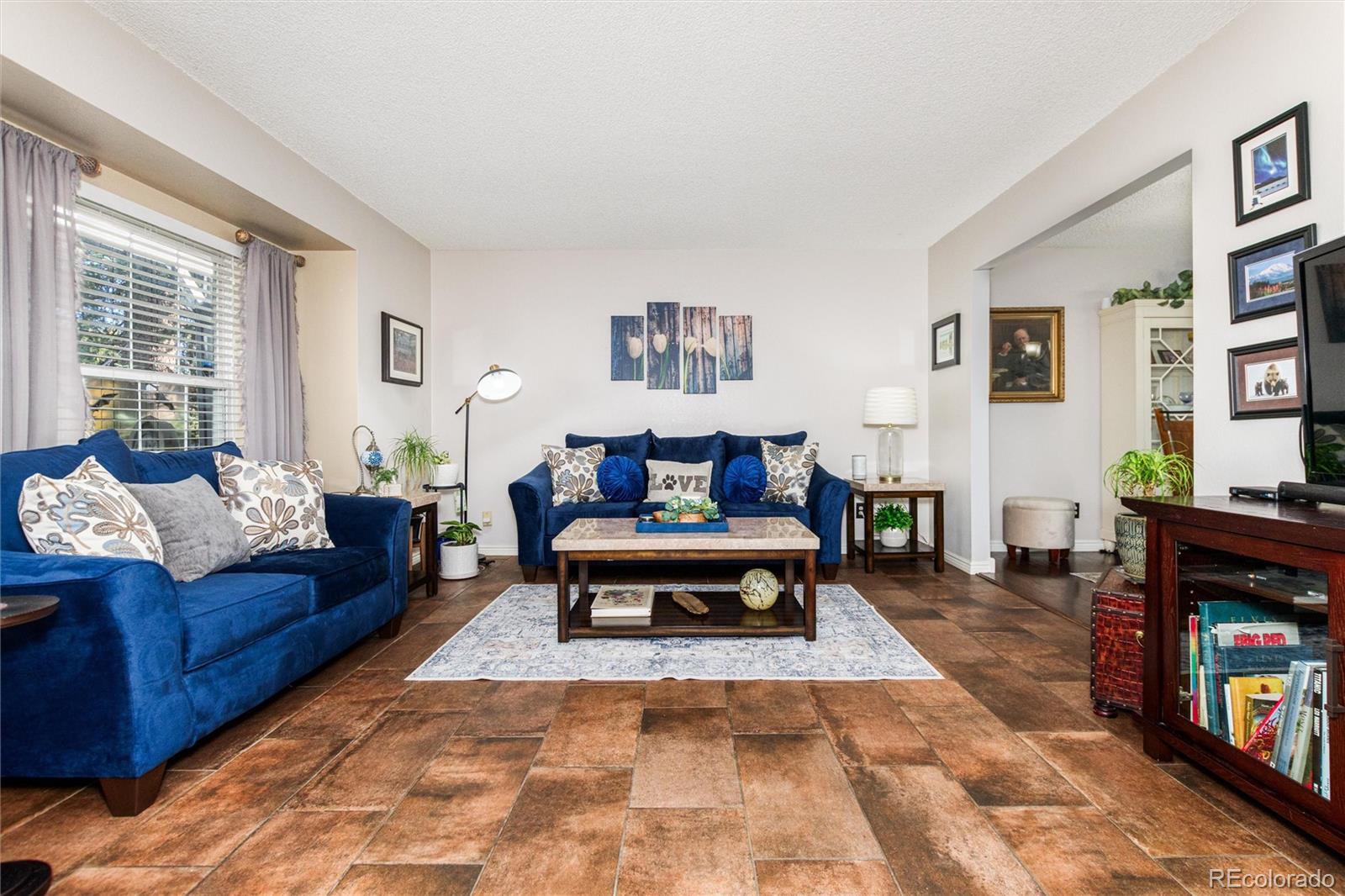 85 Prairie Ridge Road Highlands Ranch, CO 80126 - Photo 9 of 48