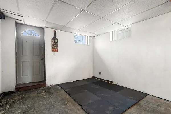$3,000 | 9-11 Cross Street, Unit 9, Quincy, MA 02169