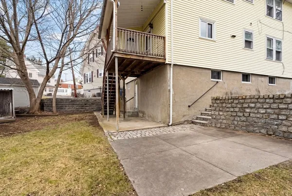 $3,000 | 9-11 Cross Street, Unit 9, Quincy, MA 02169