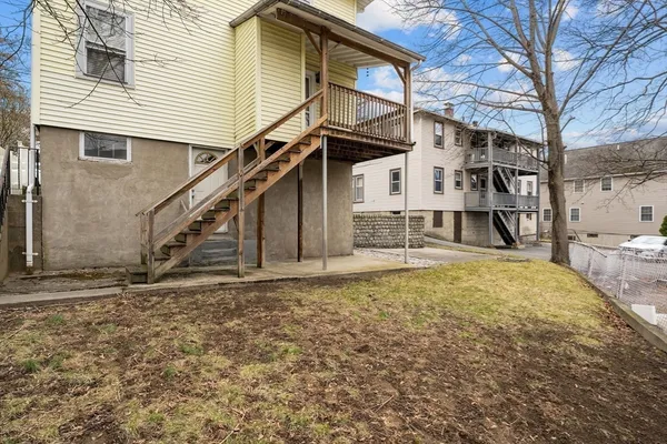 $3,000 | 9-11 Cross Street, Unit 9, Quincy, MA 02169