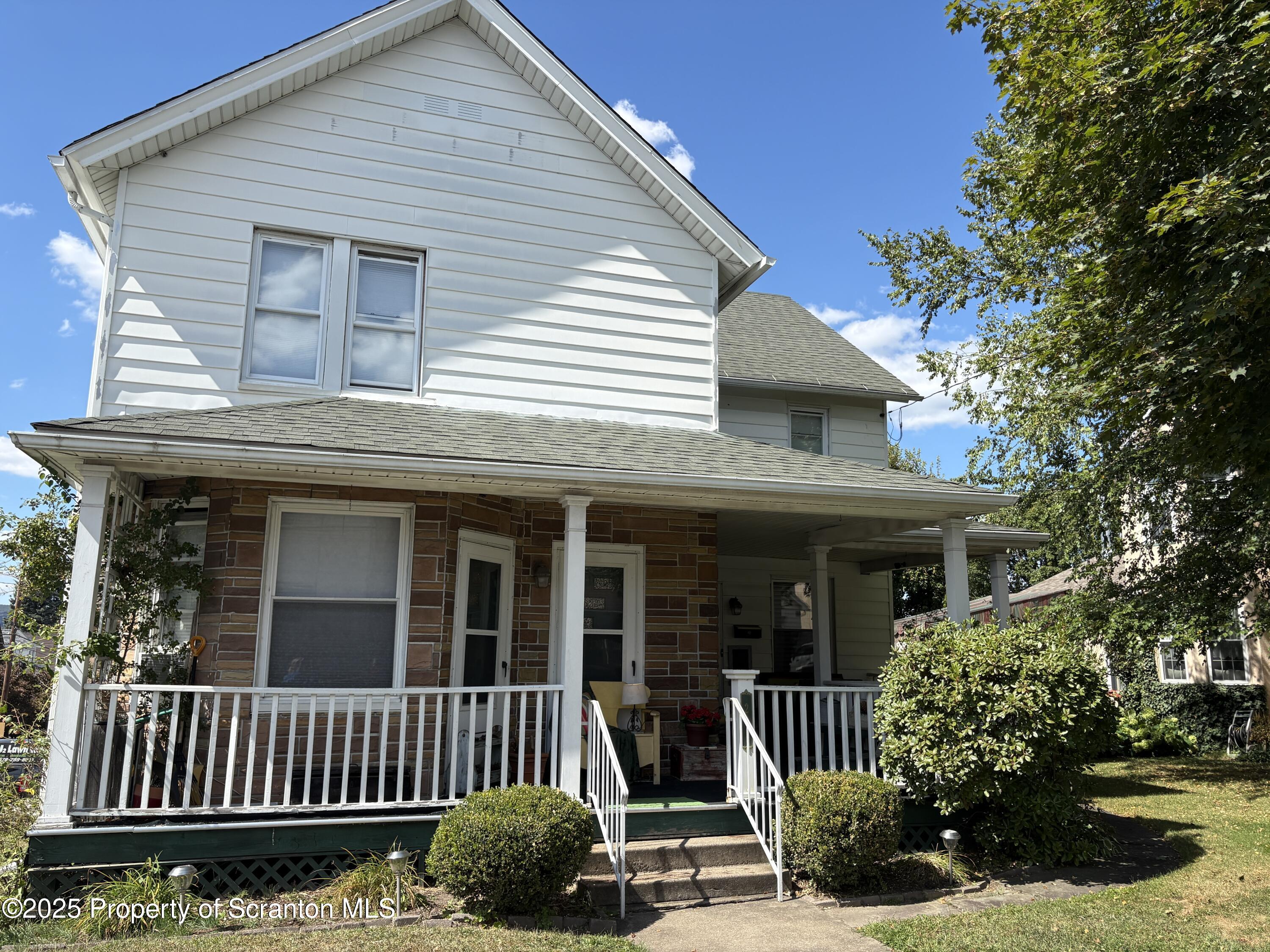 201 Church Street Dunmore, PA 18512 - Photo 2 of 31 IMG_2779