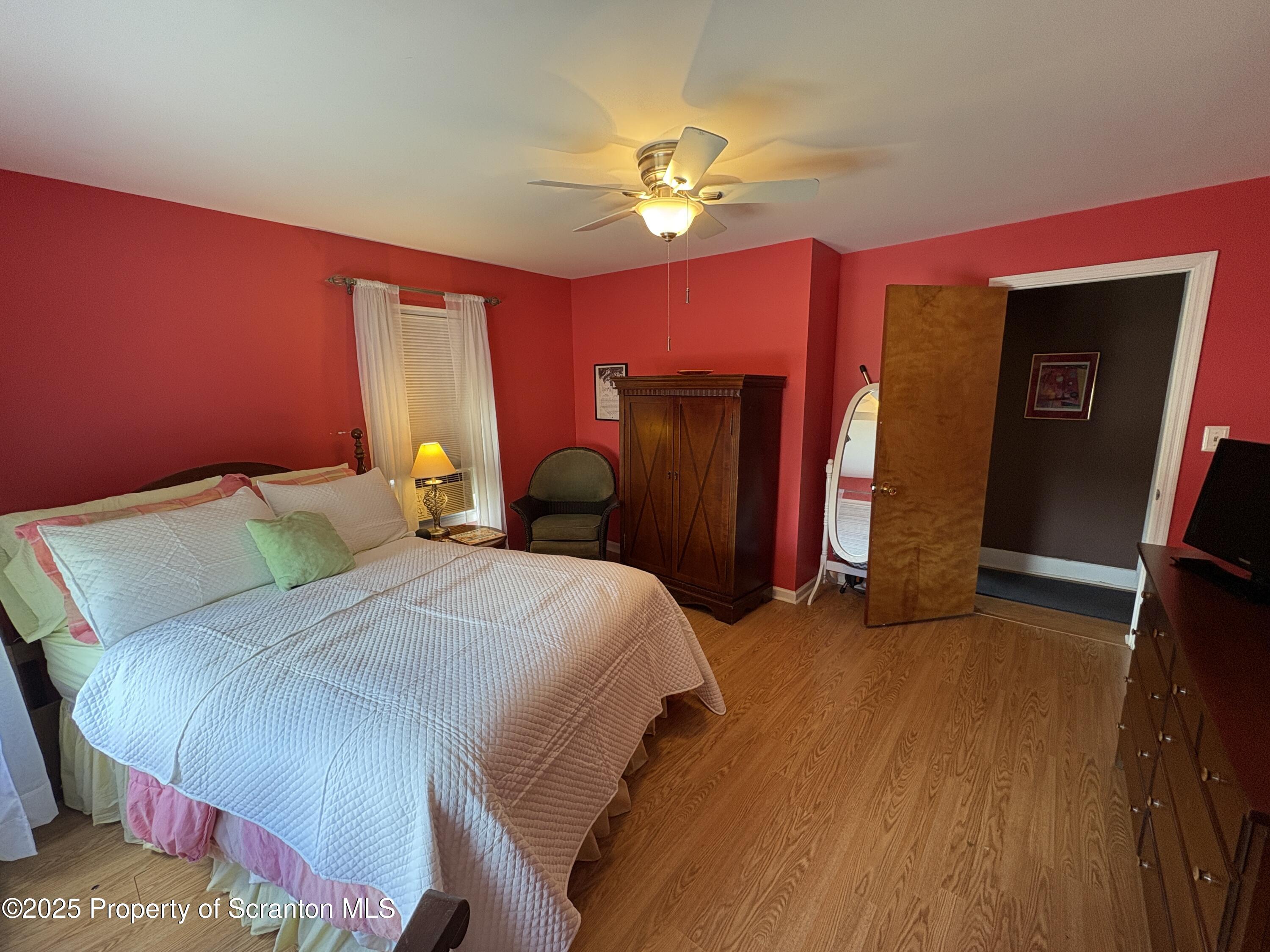 201 Church Street Dunmore, PA 18512 - Photo 25 of 31 IMG_2837