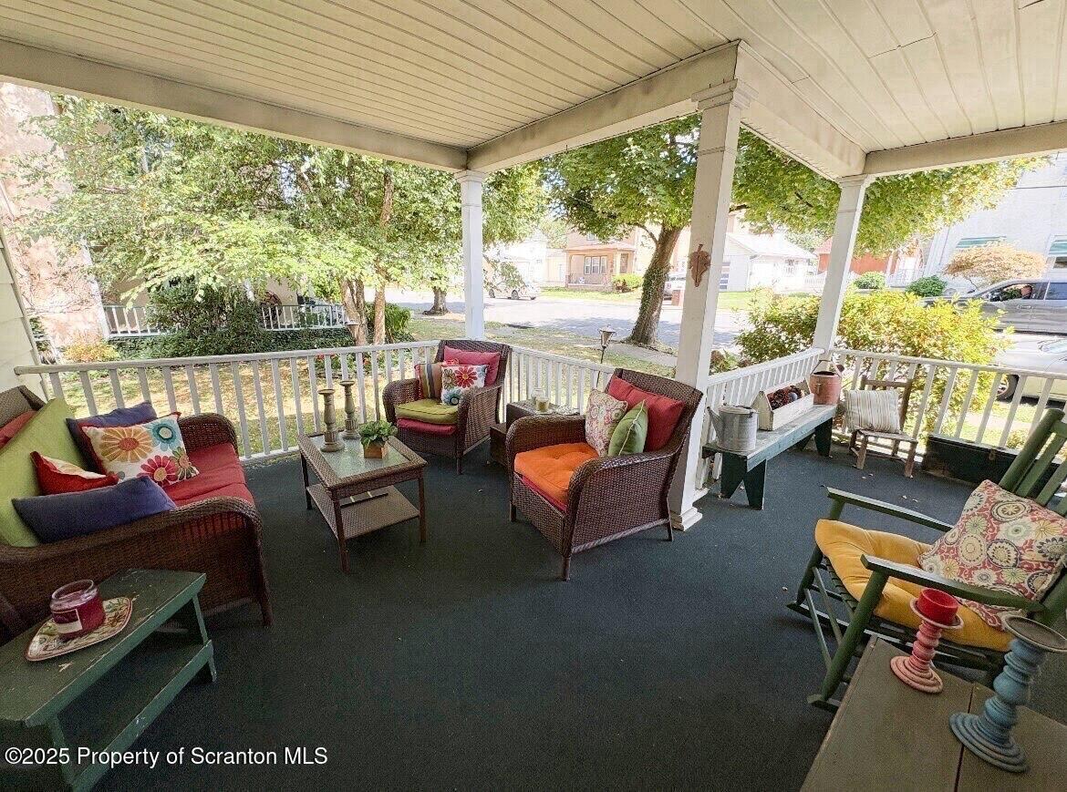 201 Church Street Dunmore, PA 18512 - Photo 4 of 31 IMG