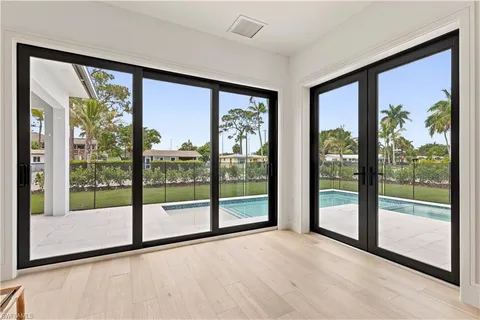 $2,999,000 | 2200 11th Street North, Naples, FL 34103