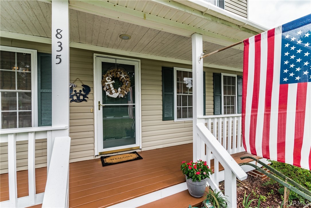 835 Riverside Drive Lanexa, VA 23089 - Photo 8 of 50 Gallery Image 8
