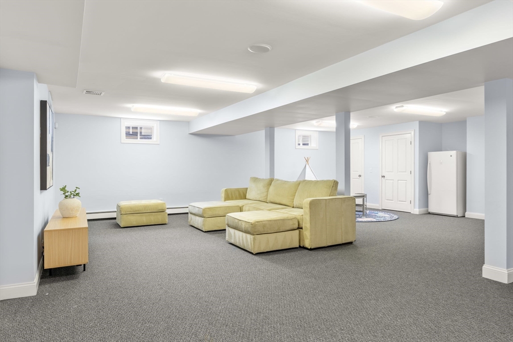 94 Cynthia Road Needham, MA 02494 - Photo 33 of 41 Gallery Image 33
