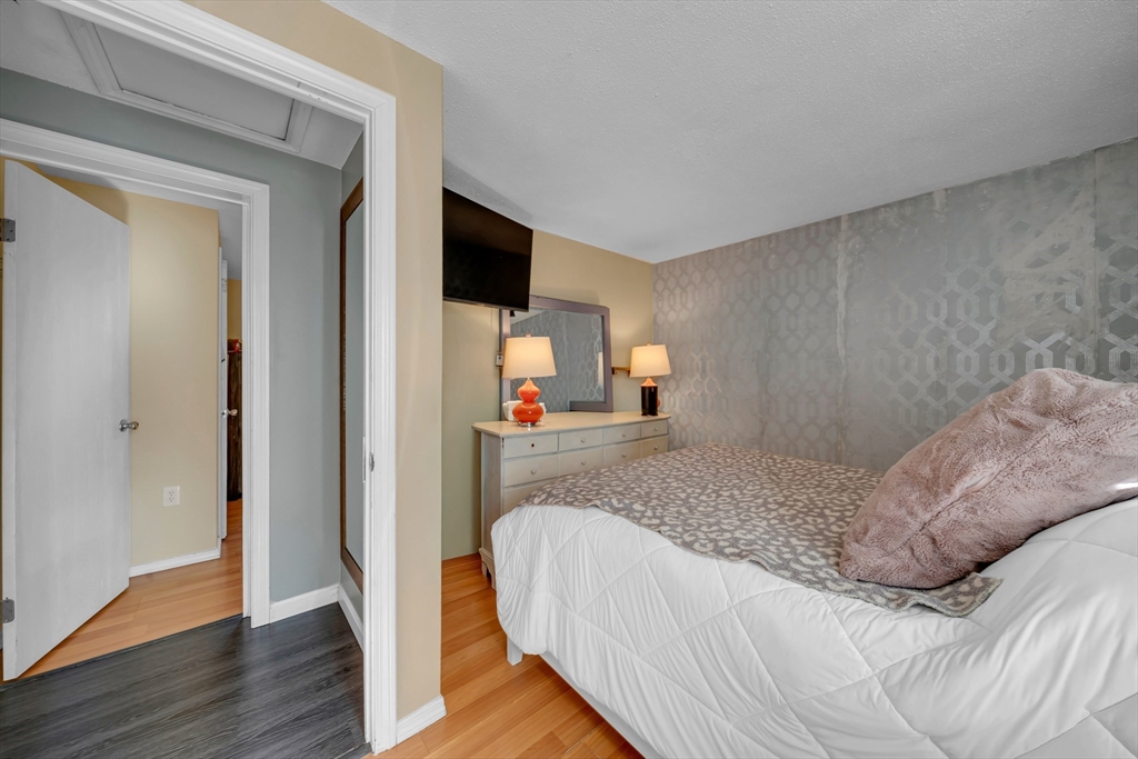 10 3rd Street Amesbury, MA 01913 - Photo 17 of 30